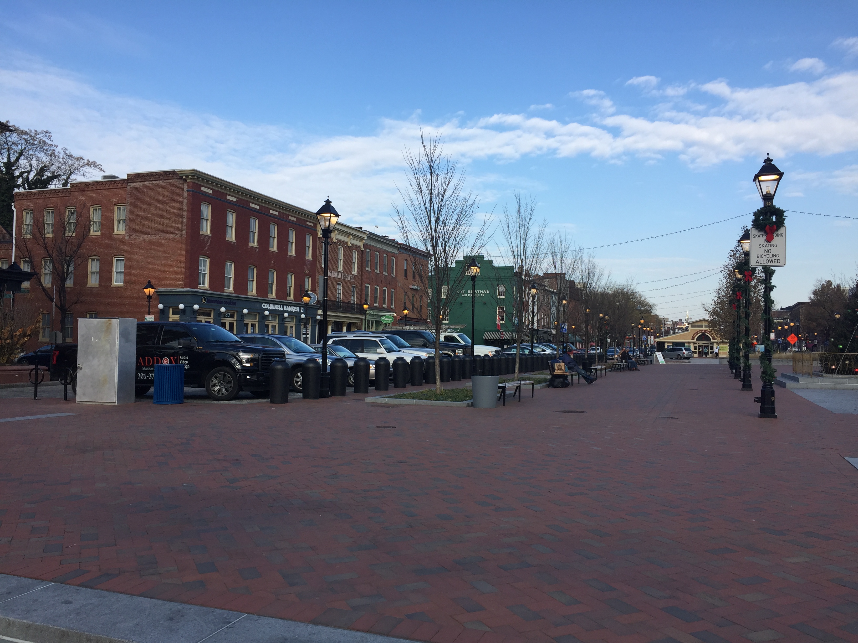 View of Plaza at Fells Point